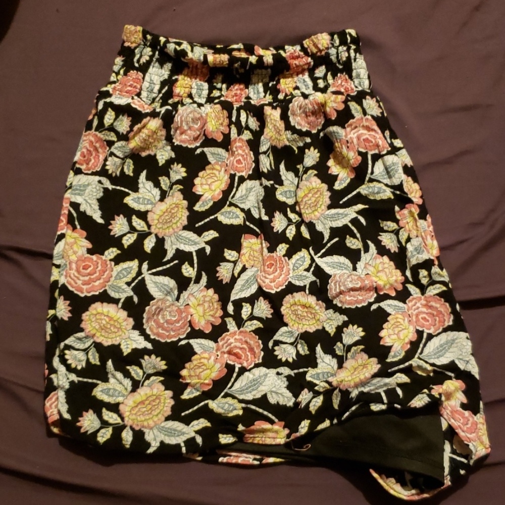 Flowy shorts